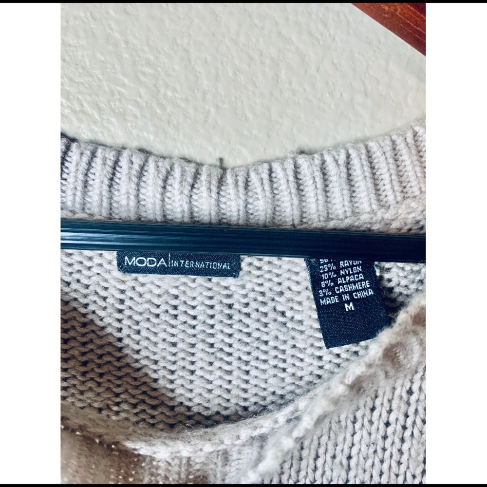 🎃Moda International Wool Sweater - Picture 3 of 5